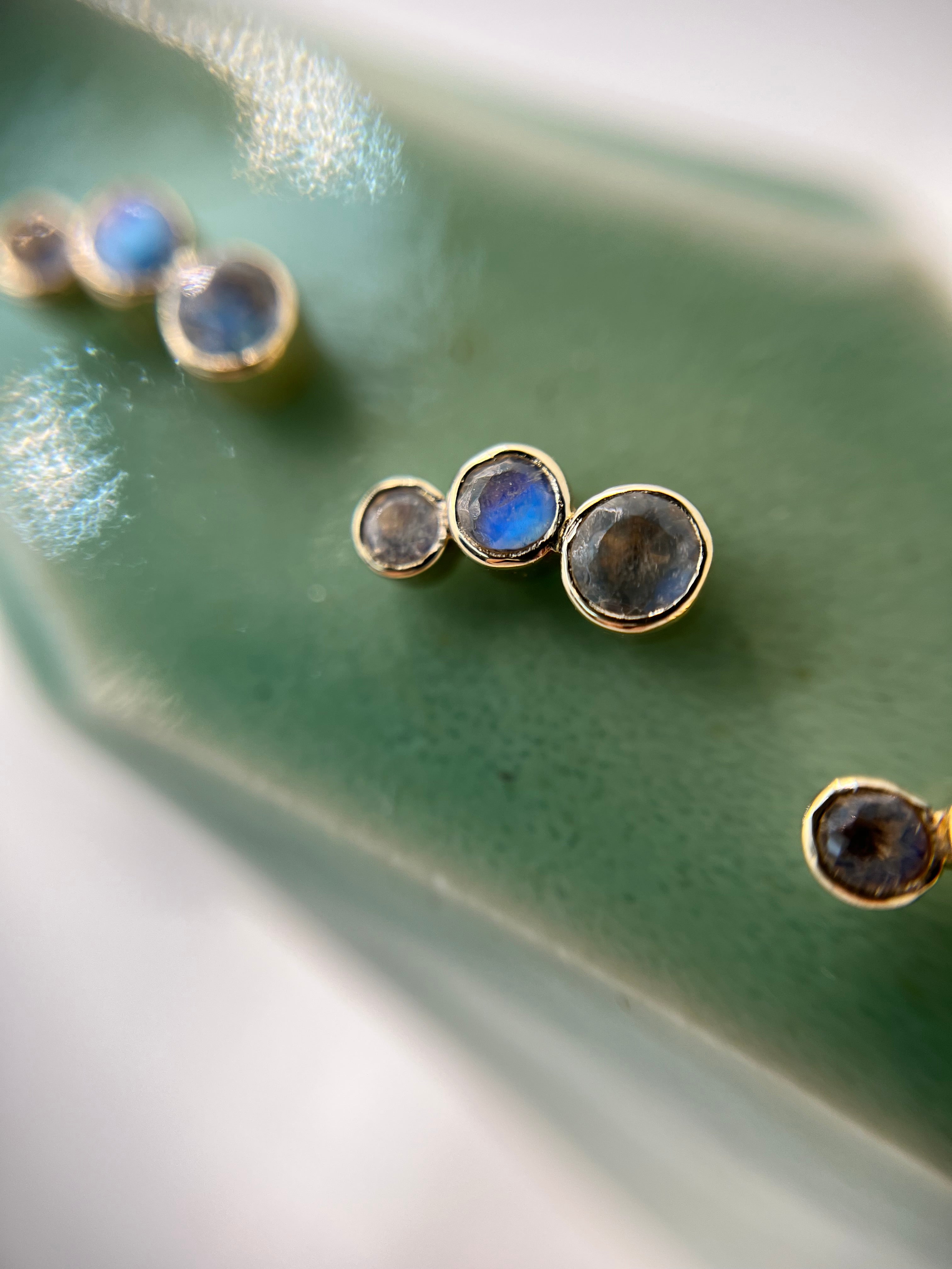 14k Gold Ghost Threadless End – Darling Body Jewelry