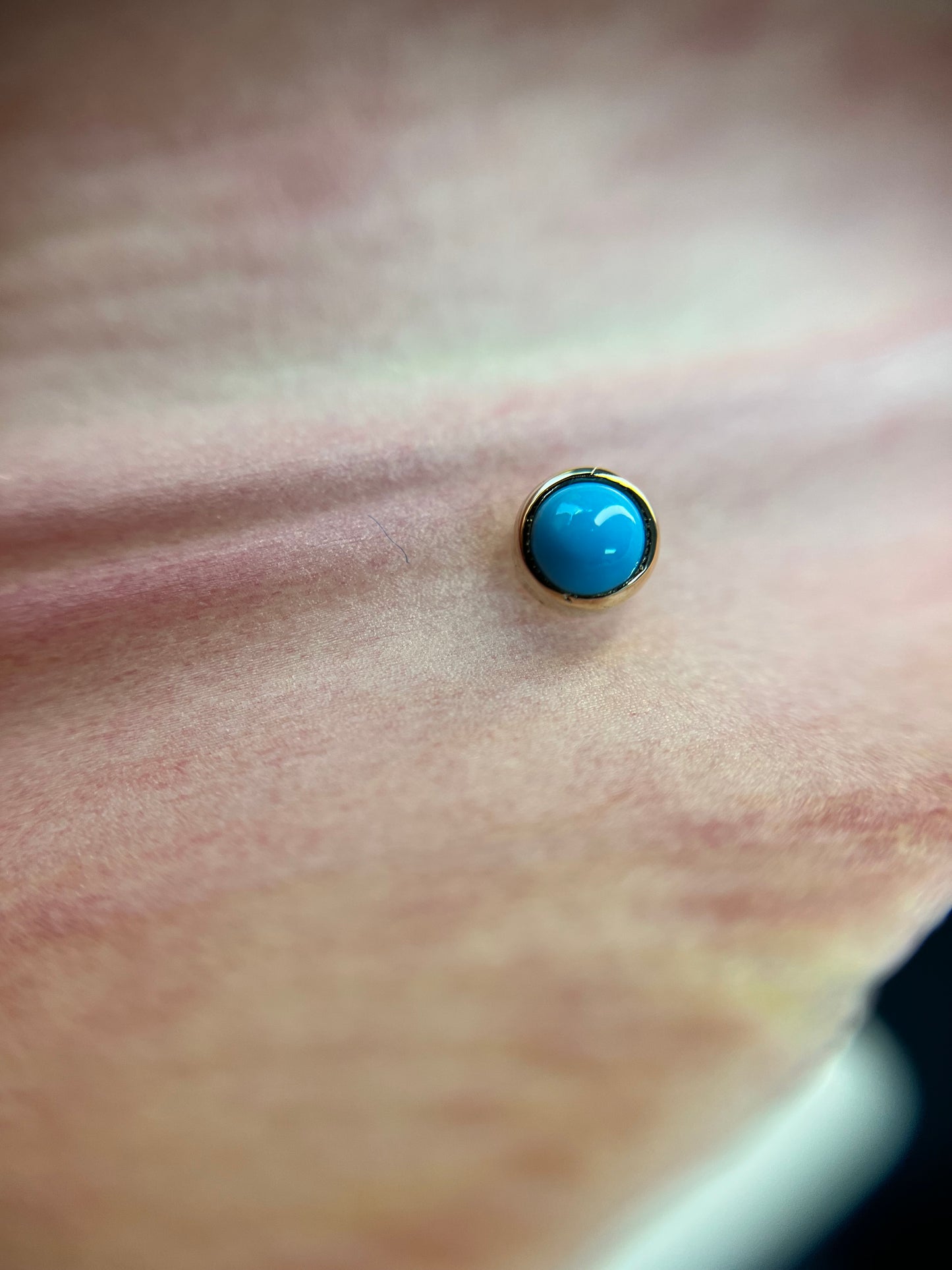 14k Gold Bezel Cabochon Threadless End